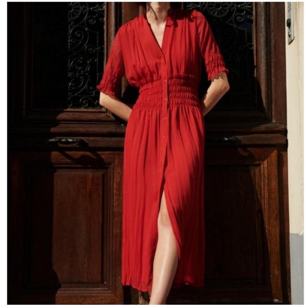 Kate and Lily size 6 red Y neck button front with smocking at  waist and sleeves
